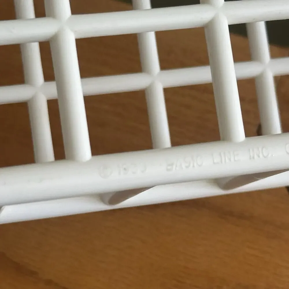 Vintage 1983 Yaffa Mini Catch-All White Wall Mount Magazine Holder Rack RARE HTF